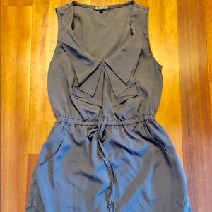 Women’s/Junior’s Dress, Size S (with pockets)